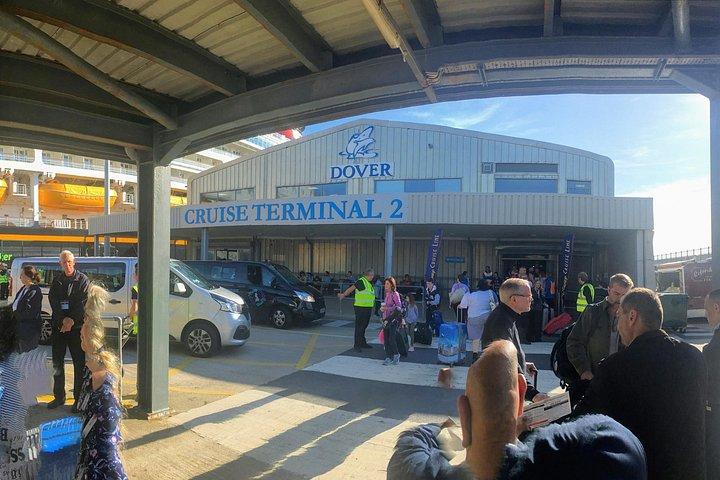 ドーバークルーズポートとロンドンルートン空港への/からのプライベートトランスファー