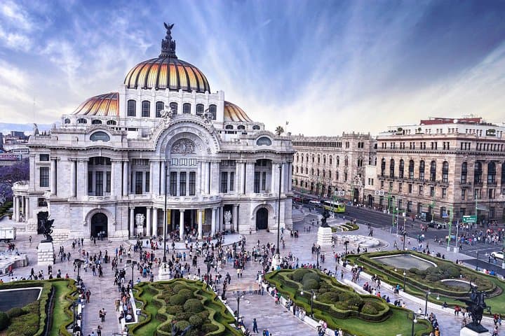 Private Mexico City Tour with Chapultepec Castle Visit