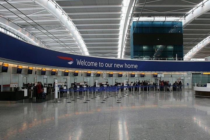 ロンドンヒースロー間のプライベートトランスファー-ロンドンルートン空港