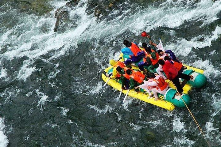 Mengdong River Rafting Adventure og Furong Old Town Private Tour