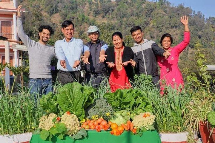 Scopri il tour della fattoria biologica della permacultura vicino a Kathmandu