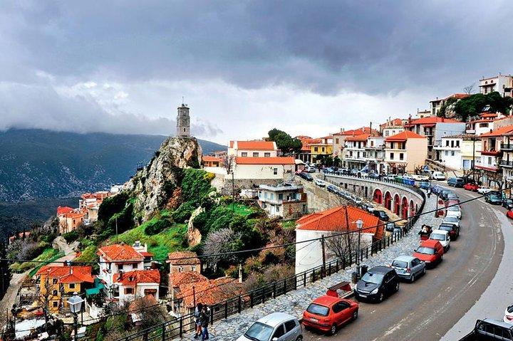 Sacred Delphi & Osios Loukas in a Full Day Private Tour
