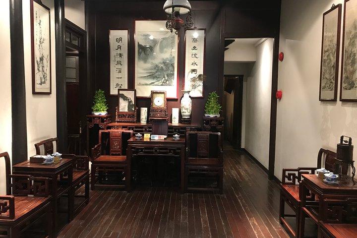 Tour guidato privato di un'intera giornata della cultura e della storia di Shanghai