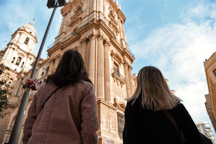 Tour de flamenco, tapas e vinhos: o melhor de Málaga em uma noite