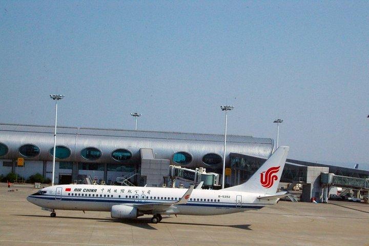 Traslado privado de chegada: Aeroporto Internacional de Chongqing Jiangbei (CKG) para o hotel