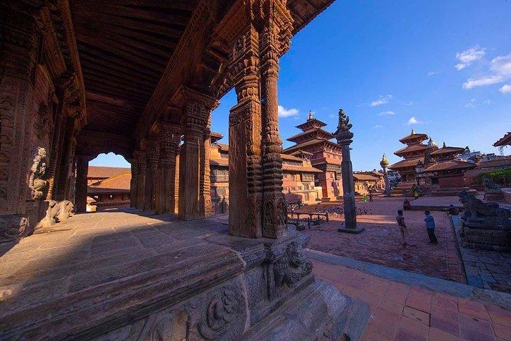 Entdecken Sie den ganzen Tag Kathmandu, Patan und Bhaktapur mit dem Privatwagen