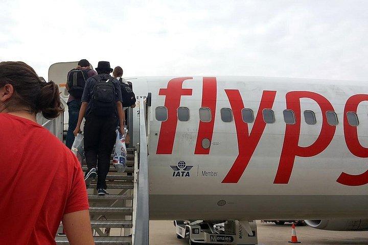 ロンドンガトウィック空港間のプライベートトランスファー-ロンドンスタンステッド空港