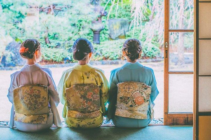 ふくおか認定：着物を着た美しいスポットを訪れるフォトジェニックツアー！