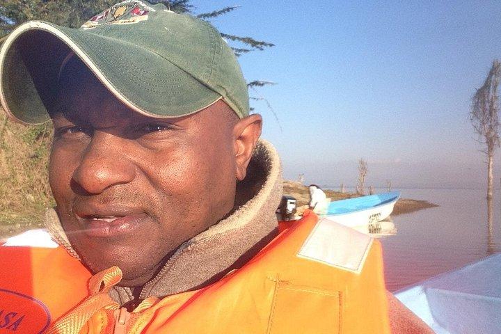 ヘルズゲート国立公園とナイバシャ湖のボート乗りへの1日旅行