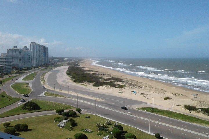 Punta del Este Shore Excursion: Private Sightseeing Tour of Punta del Este