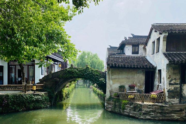 Excursão privada de dia inteiro à cidade aquática de Zhouzhuang saindo de Xangai de carro