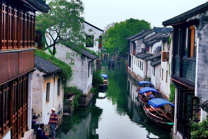 Excursão privada de dia inteiro à cidade aquática de Zhouzhuang saindo de Xangai de carro