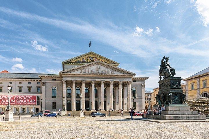 Private Munich Old Town Tour with Local Guide & Breakfast Option