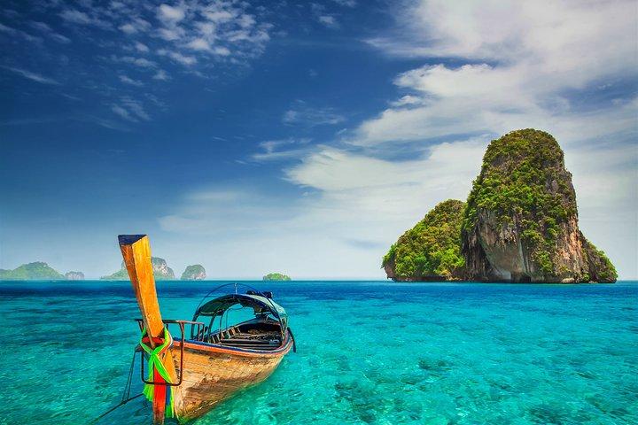 Traslado privado desde el aeropuerto de Phuket (HKT) a la ciudad de Phuket