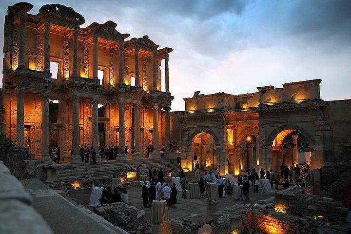 2 Days Ephesus and Pamukkale Tour from Istanbul