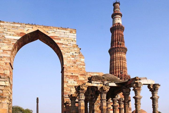 Tour di Delhi di un'intera giornata da Jaipur in treno a due piani