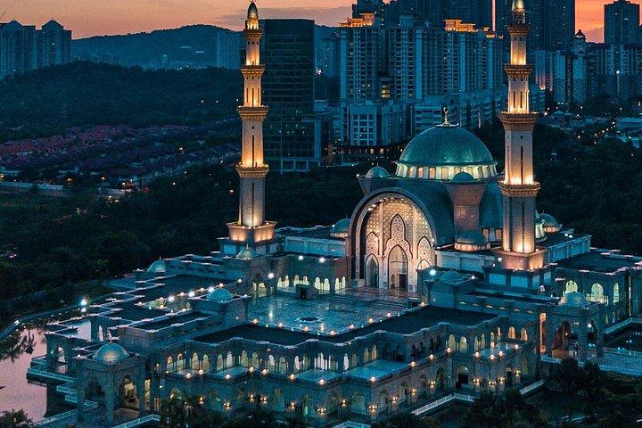 Chauffeur: KLIA to Singapore Van Transfer