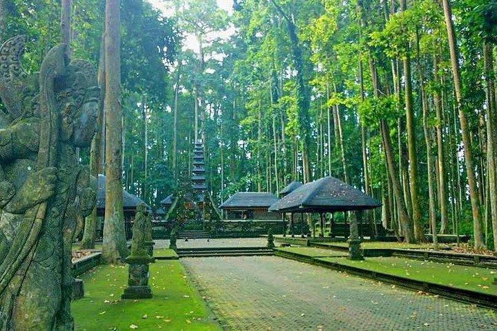 地元の人々とのユニークなクレンジングセレモニー