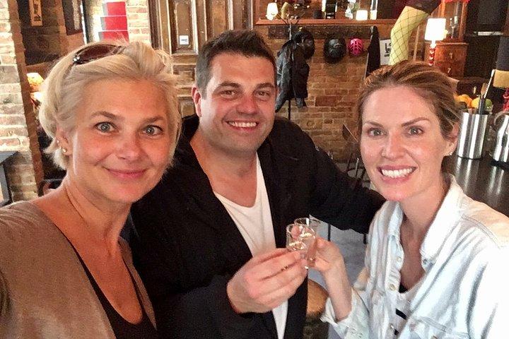 Budapest private sightseeing with Nelli & her local guides