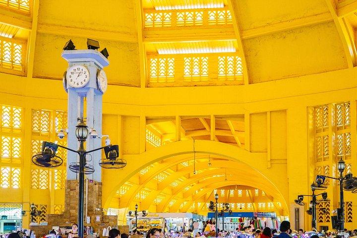 プノンペン市内一日ツアー