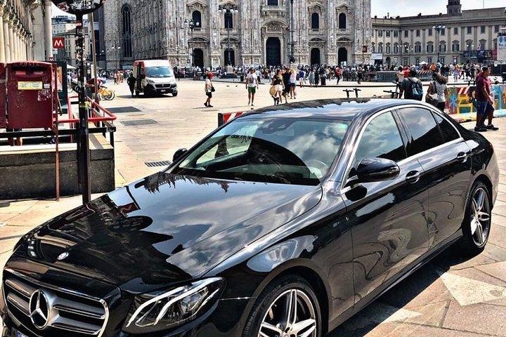 Aeroporto de Malpensa: transfer privado de/para Milão com V-Klass