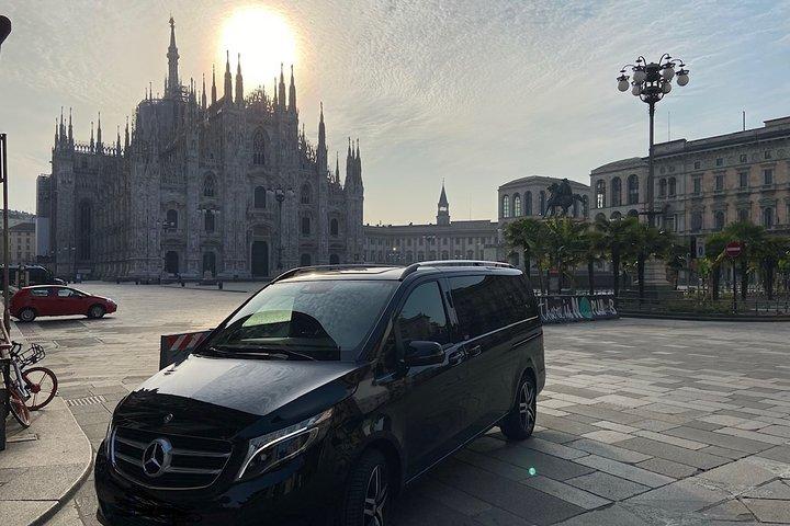 Aeroporto de Malpensa: transfer privado de/para Milão com V-Klass