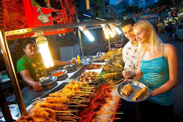 Private Tour : Lepak-Lepak auf lokalen Nachtmärkten & Mamak-Ständen