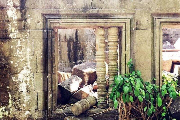 ベンメリアとカーケー寺院の終日ツアー