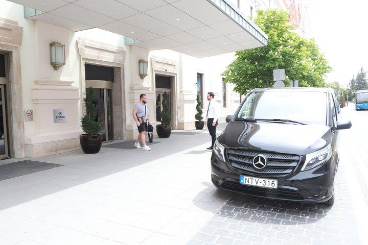 Budapest - Vienna Private Car Transfer