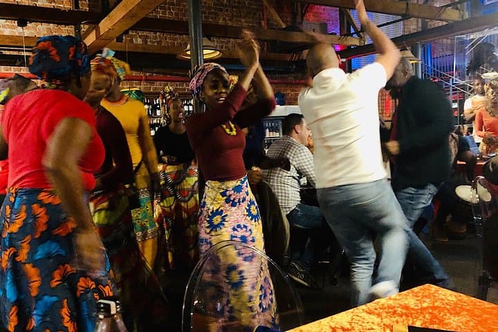Cape Town African Taste-Safari & Live Entertainment Dinner Experience
