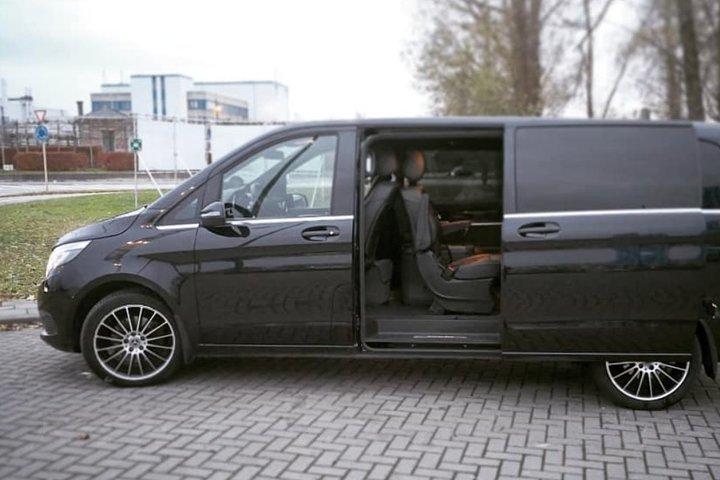 Shuttle Transfer Antwerpen  Schipol Lufthavn Amsterdam (1 til 8 sæder)