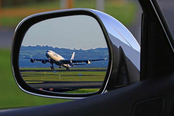 Privater Transfer vom Flughafen Madrid zu Hotels in Madrid