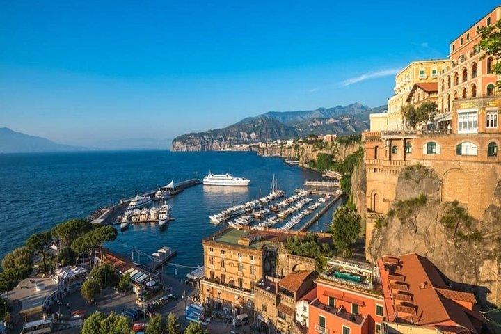 From Rome: Pompeii & Amalfi Coast Private Tour with Driver