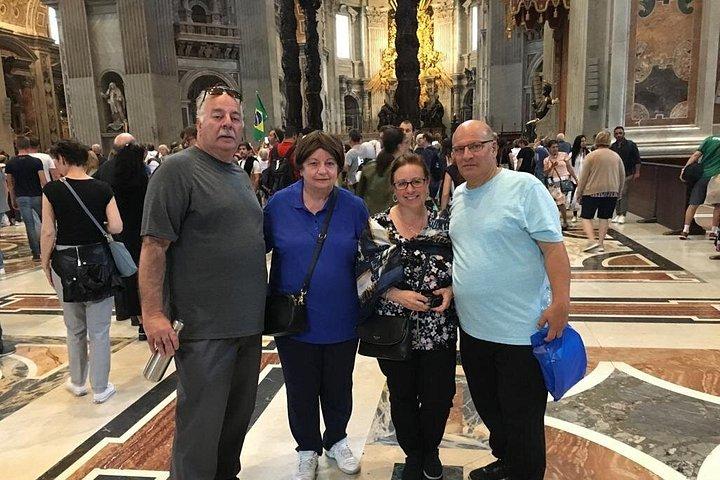 チヴィタヴェッキア・クルーズ港岸小旅行：ローマとバチカン観光