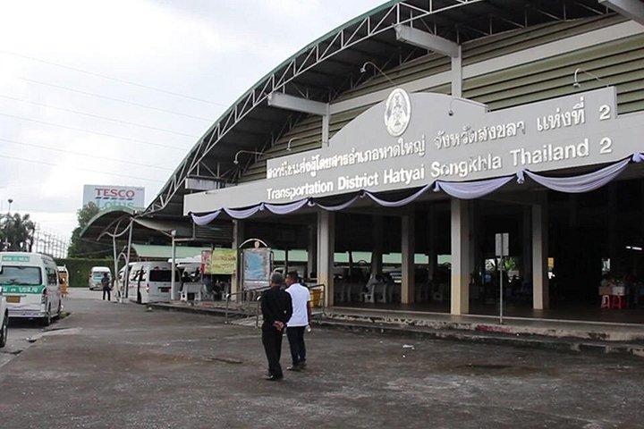 エアコンバンでKrabi To Pakbara桟橋(Satun)