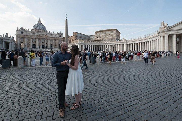 チビタベッキアポートショアエクスカーション：ローマツアープロの写真家が含まれています