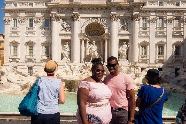 チビタベッキアポートショアエクスカーション：ローマツアープロの写真家が含まれています
