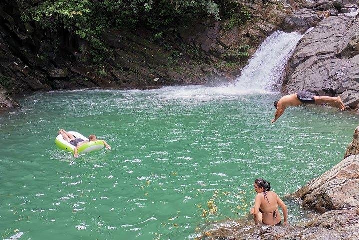 Tour d'aventure à la cascade Pozo Azul