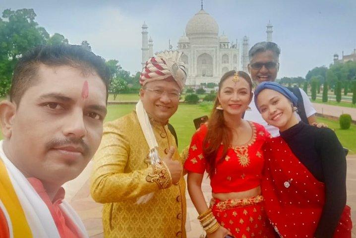 Agra Taj Mahal visita un giorno solo noleggio auto