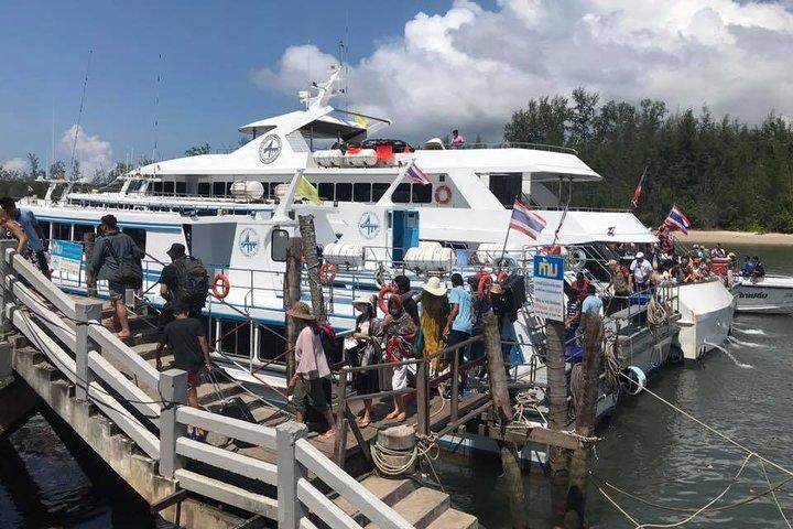 Ao Nang Krabi nach Phuket Town oder Phuket Beaches mit der Fähre