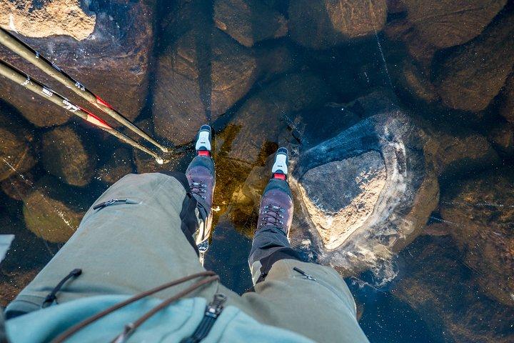 ストックホルムの湖で初心者に優しいノルディック アイス スケート