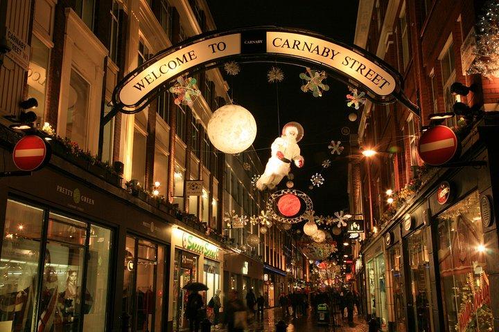 Vigilia di Natale a Londra con cena da 3 portate e messa di mezzanotte