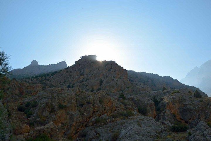 トロス山脈トレッキングツアー(3723m)