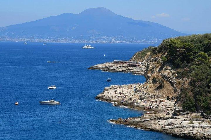 Från Amalfi-området: privat och lyxig transfer till Roms centrum eller flygplatser