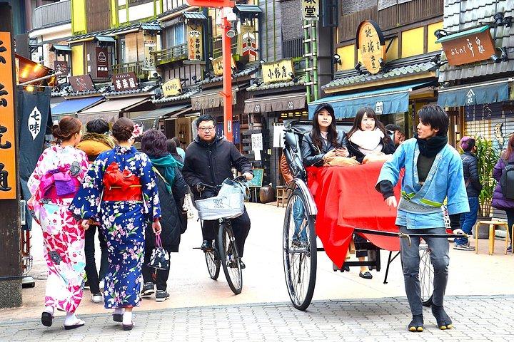 浅草、東京で一番人気のファミリーフードツアー