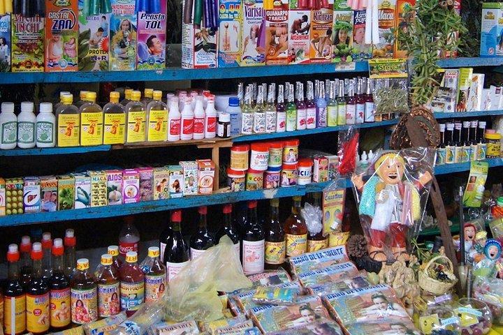 魔女の市場があるチクラーヨ市内ツアー