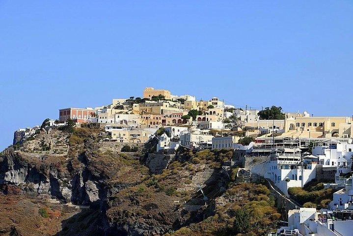 サントリーニ島:フィラのウォーキングツアー