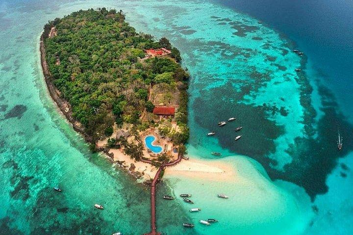 Excursion privée d'une journée complète au lagon bleu et au banc de sable à Zanzibar