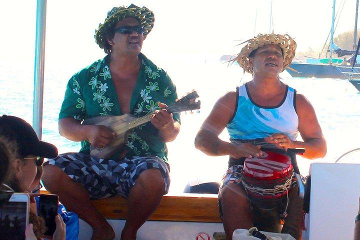 モーレア島 6 時間シュノーケリングとランチのシェアツアー