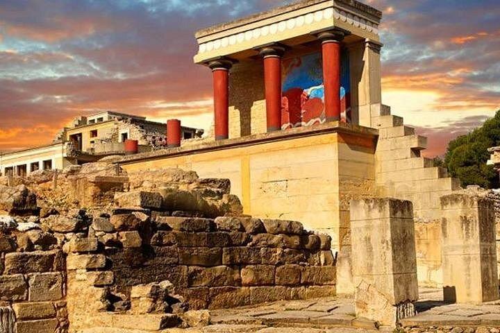 LASSITHI & KNOSSOS CRETE, full day professional guided coach tour